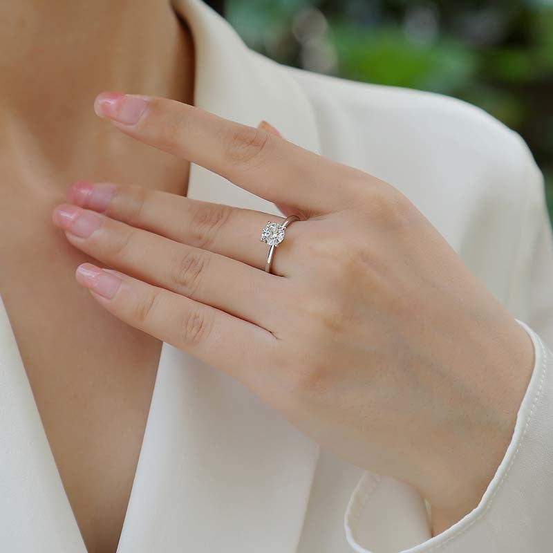 Evangeline Moissanite Ring
