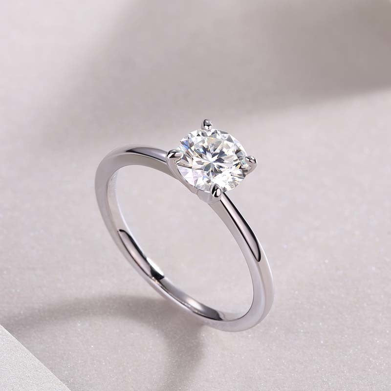 Evangeline Moissanite Ring