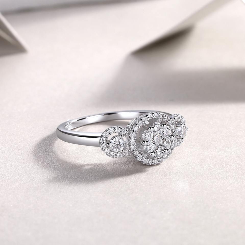 Fashion Moissanite Engagement  Ring