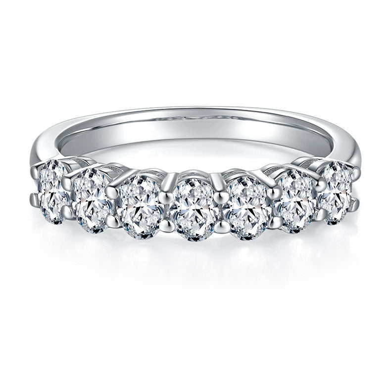 Graceful Moissanite Wedding Ring
