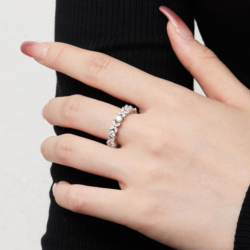 New Design Moissanite Engagement Ring