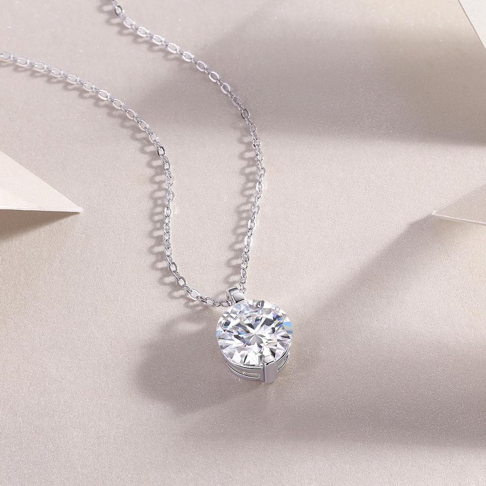 Brilliant Moissanite Pendant Necklace