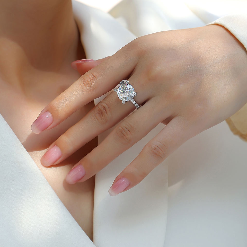 Non-Tarnish 18K Gold Moissanite Ring