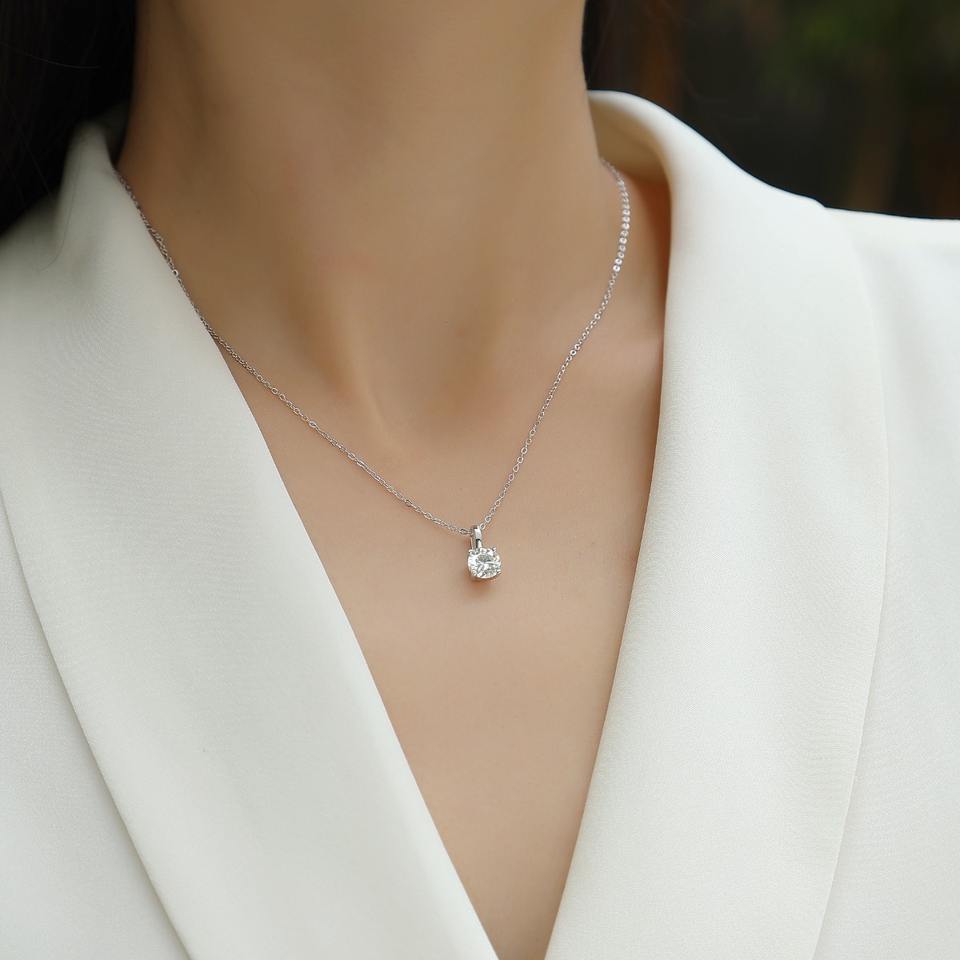 Moissanite 4 Prong Pendant Necklace