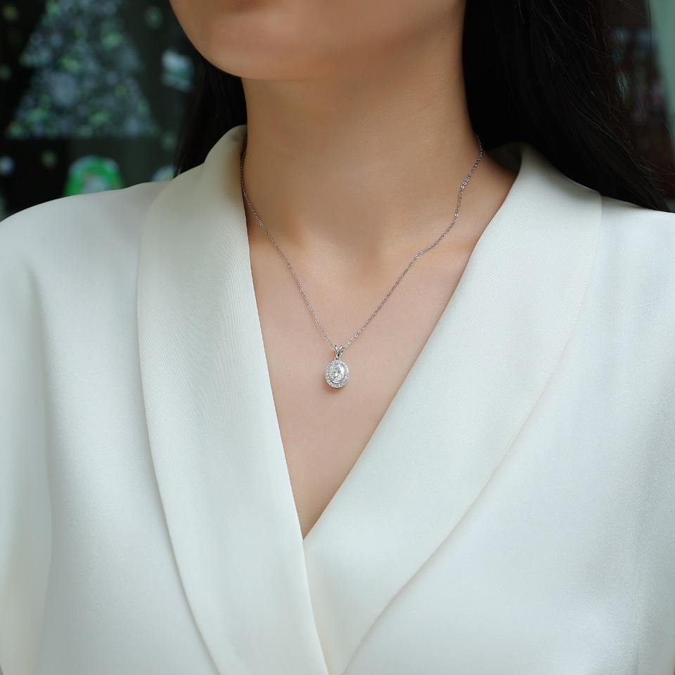 Four Claw Pendant Necklaces