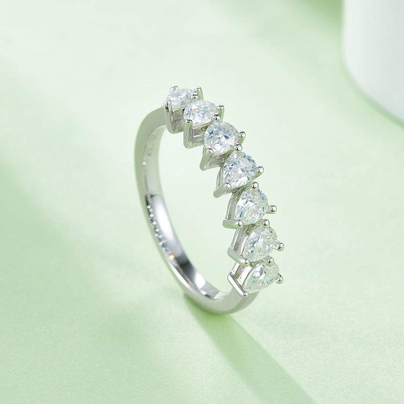 Fashion Moissanite Ring