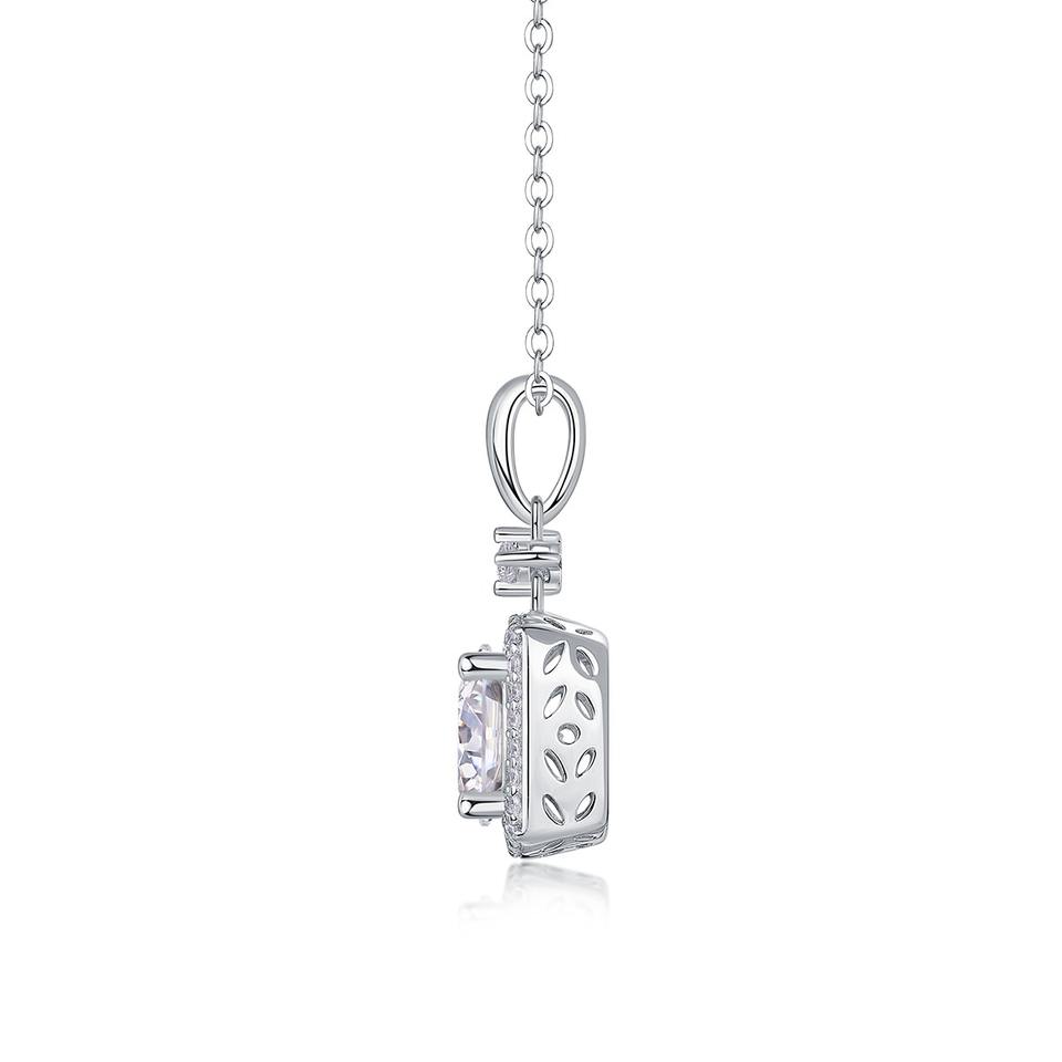 Halo Moissanite Gemstone Pendants Necklace