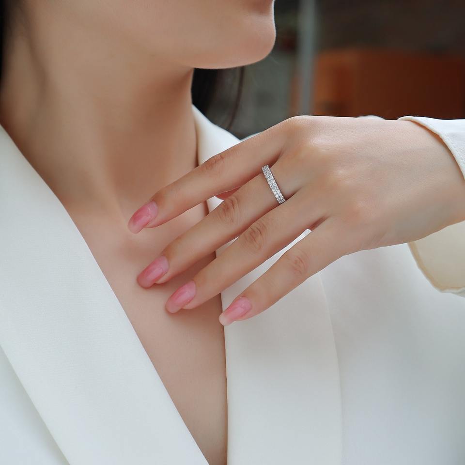 Moissanite Wedding Ring