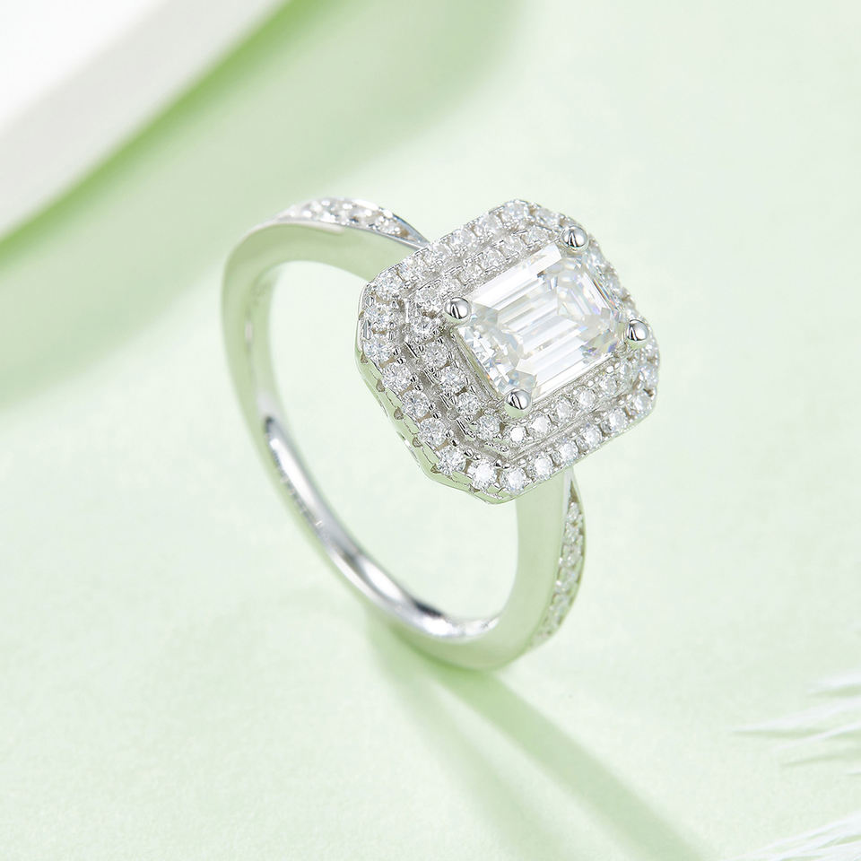 Square Fashion Moissanite Ring