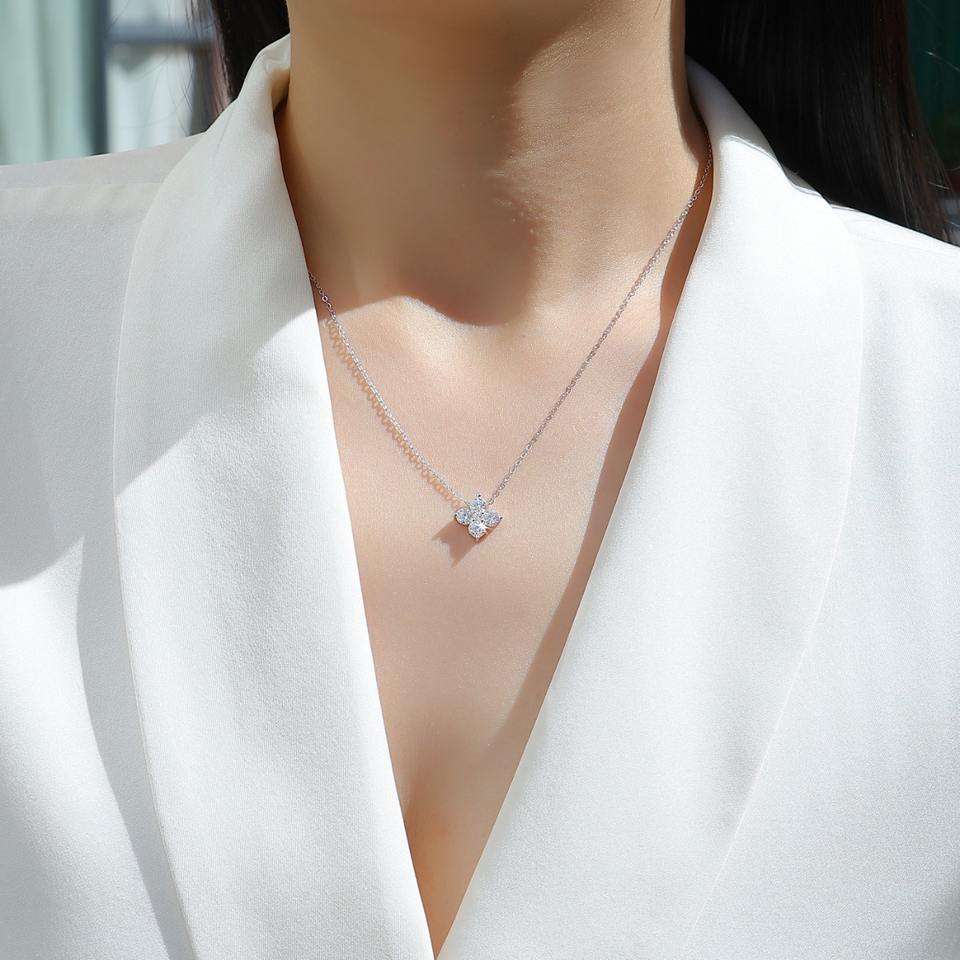 Clover Moissanite Pendant Necklace