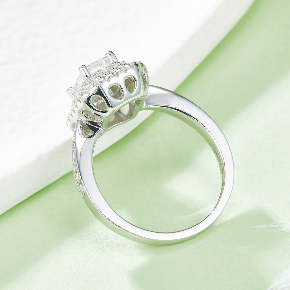 Square Fashion Moissanite Ring