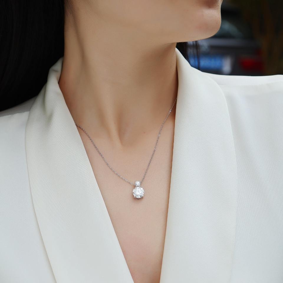 Solitaire Pendant Necklace