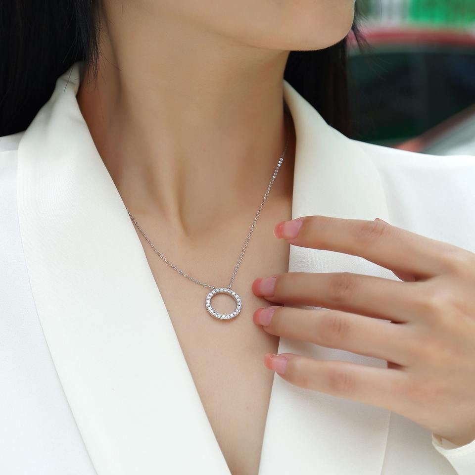Circle Pendant Moissanite Necklace