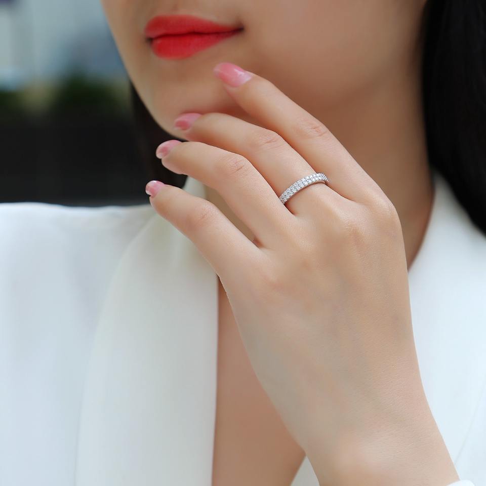 Moissanite Wedding Ring