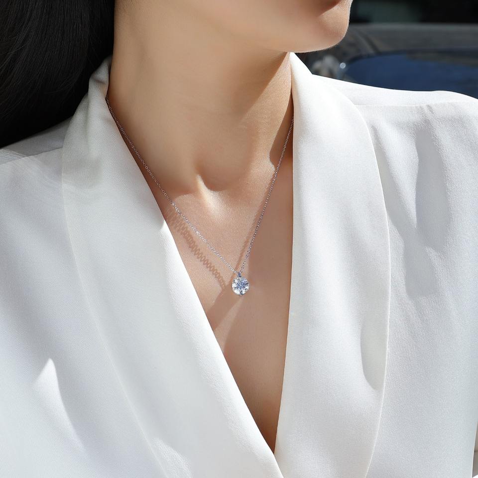 Brilliant Moissanite Pendant Necklace