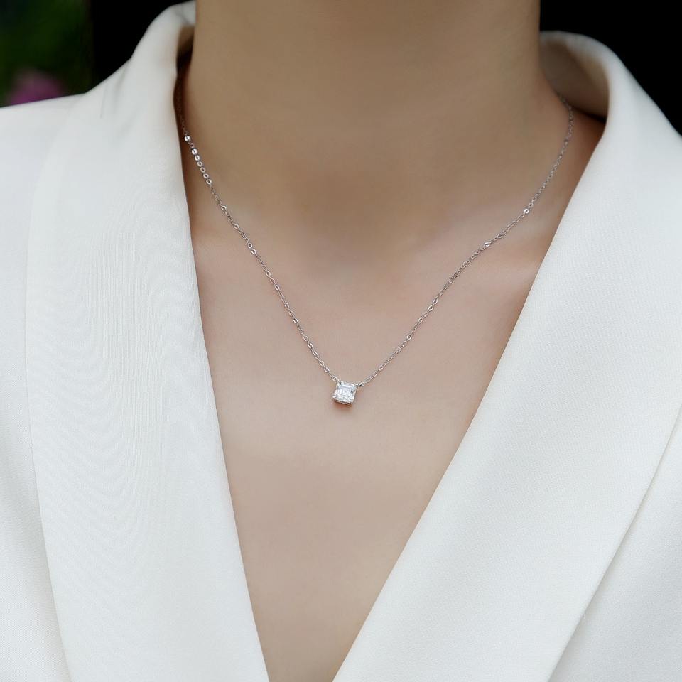 Pendant Necklace