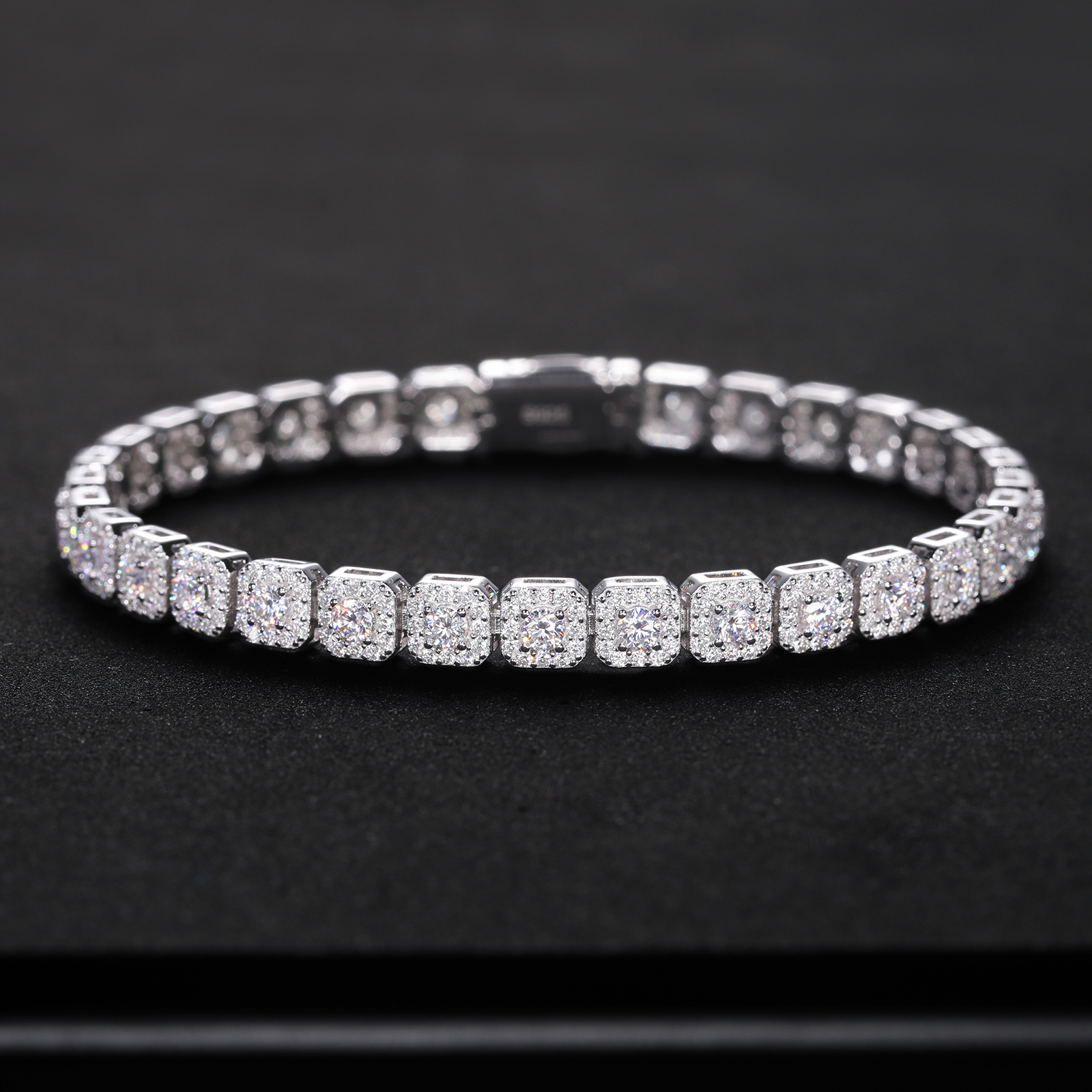 Halo Tennis Bracelet 6/8mm