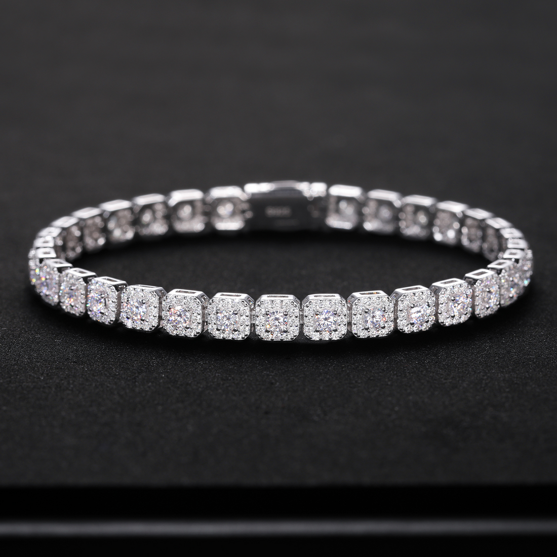 Halo Tennis Bracelet 6/8mm