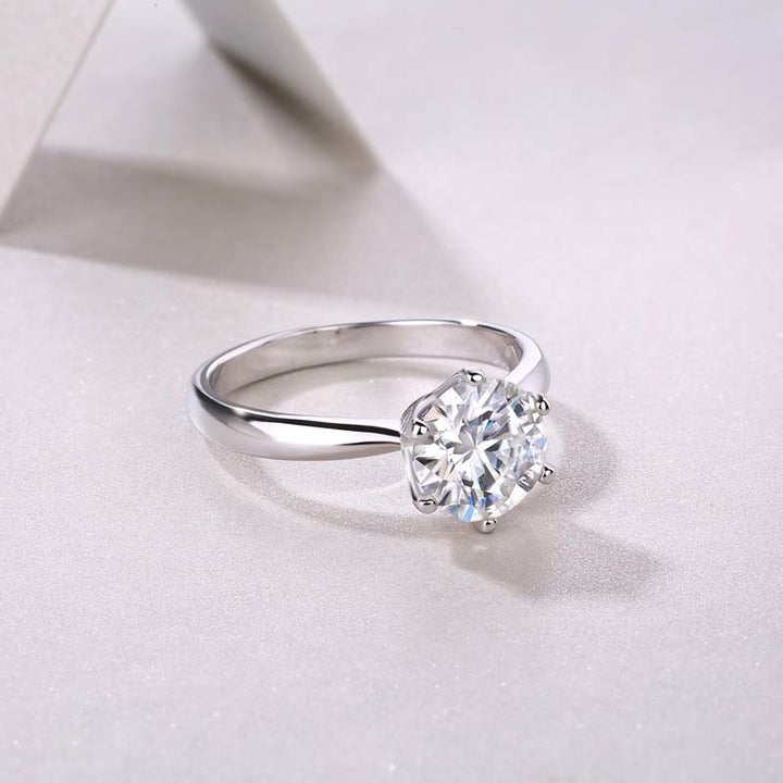 Evangeline Moissanite Ring