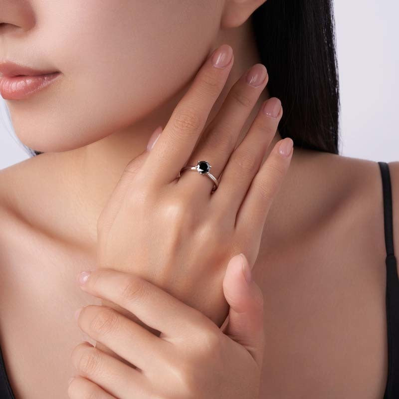 Lumina Moissanite Ring