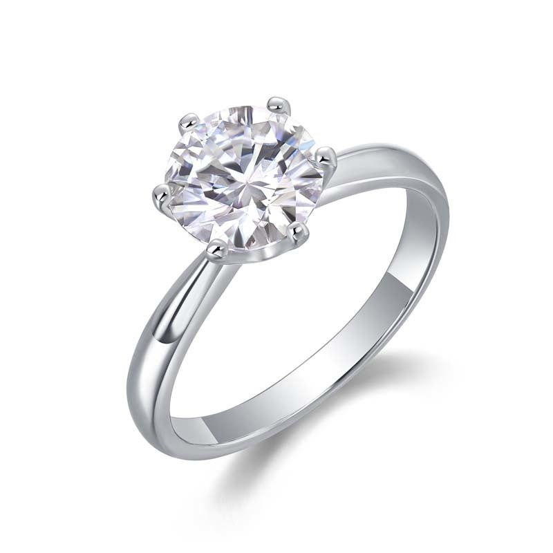 Evangeline Moissanite Ring