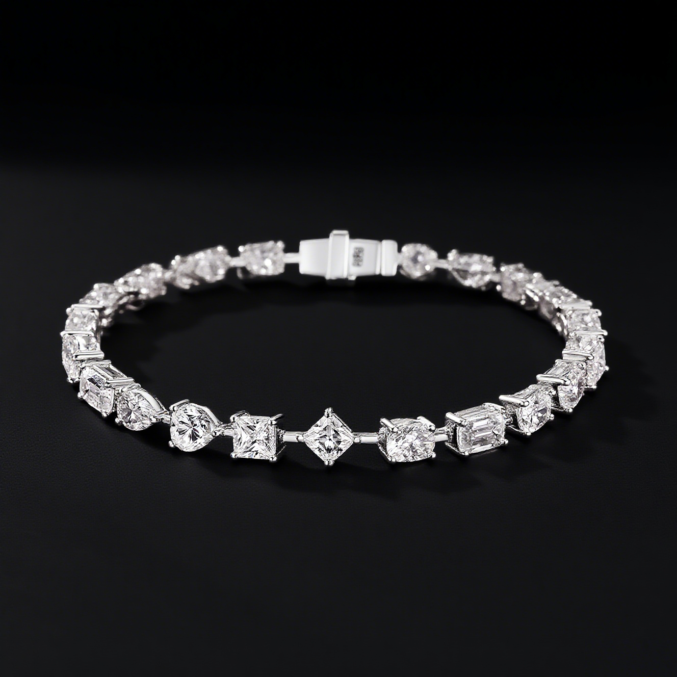 Mini Cut Moissanite Bracelet