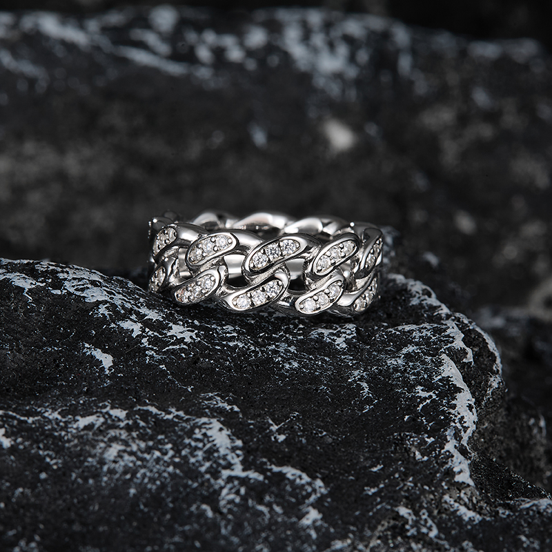 Double Halo Moissanite Ring (Kopia)