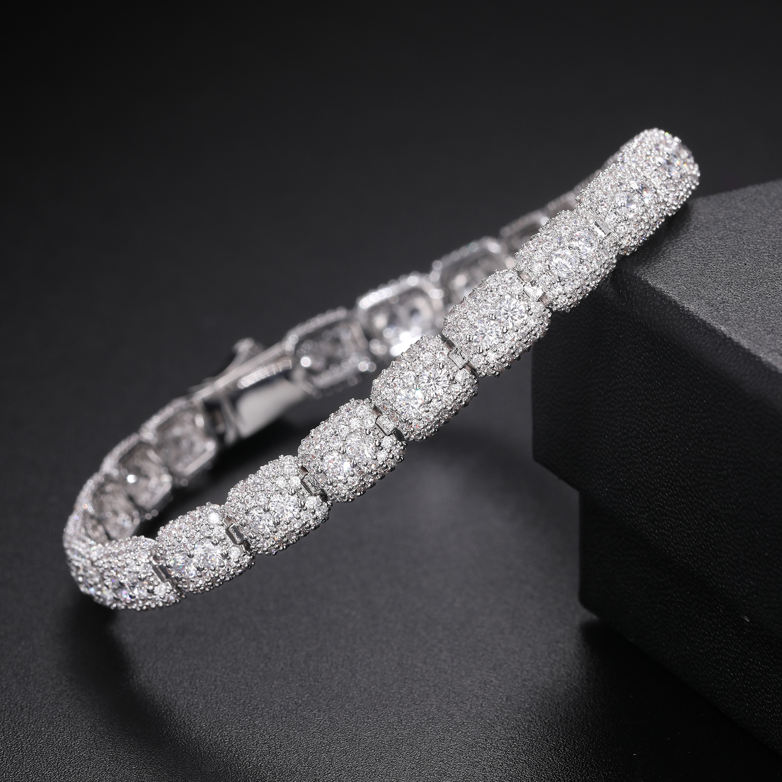 7mm Aurora Moissanite Bracelet