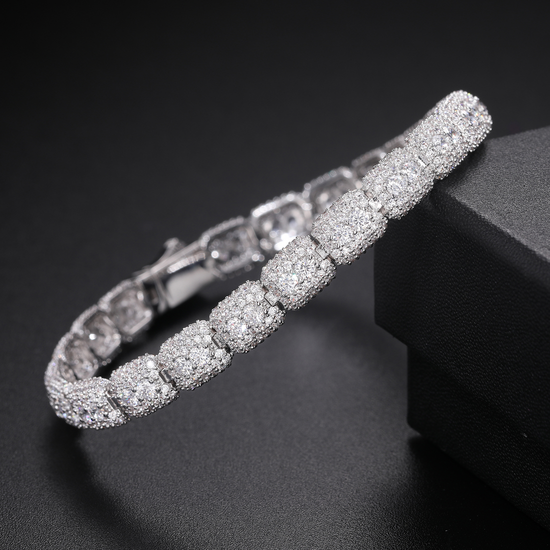 7mm Aurora Moissanite Bracelet