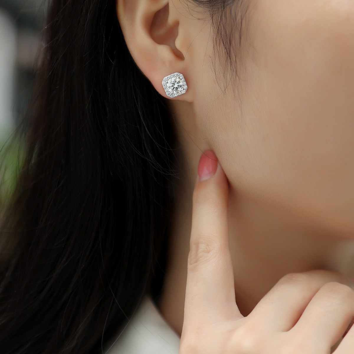 Andromeda Moissanite Earrings