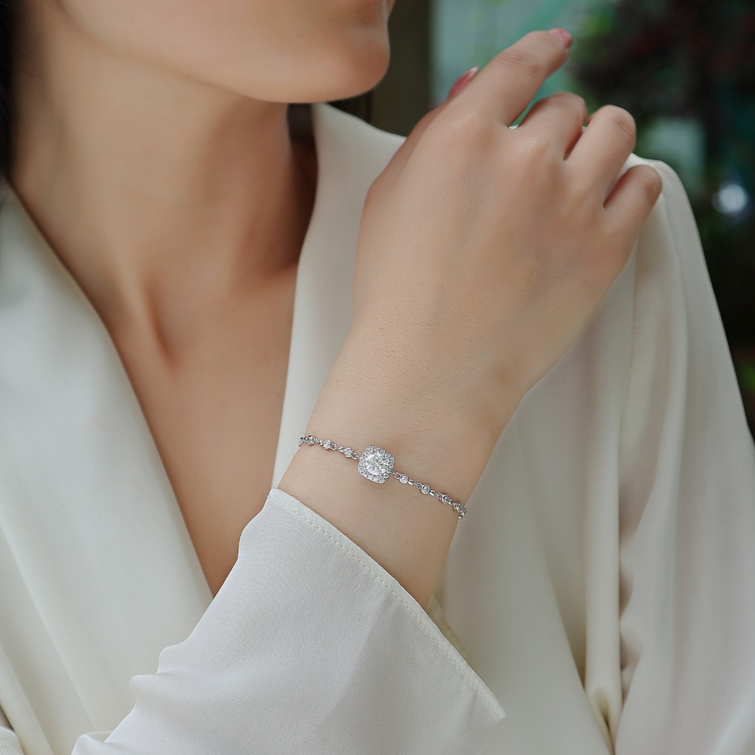 Eterna Moissanite Bracelet