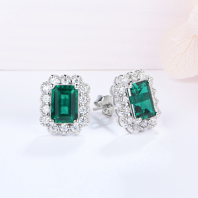 Zironus Emerald Earrings