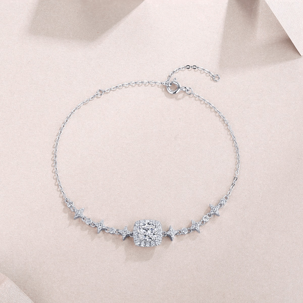 Lyra Moissanite Bracelet