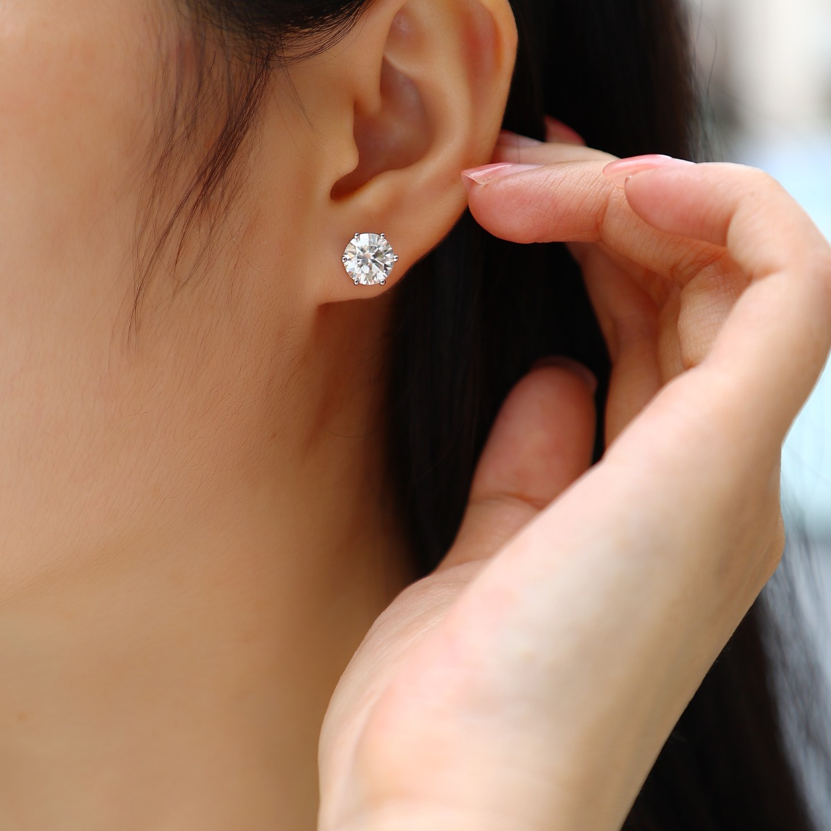 Luna Moissanite Earrings