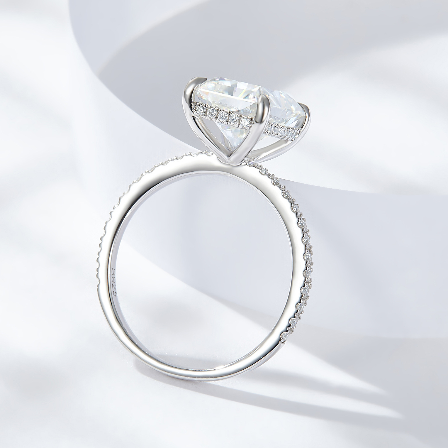 Halo Radiant Cut Moissanite Ring