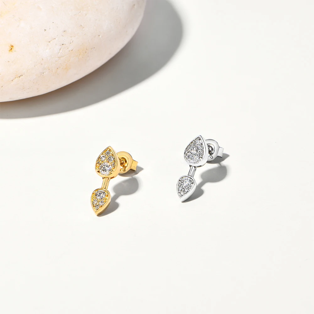 Radiance Moissanite Earrings