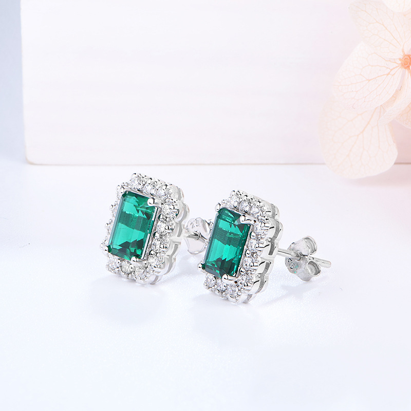Zironus Emerald Earrings