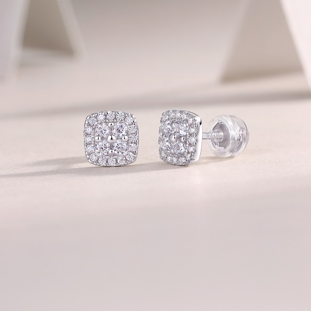 Selene Moissanite Earrings