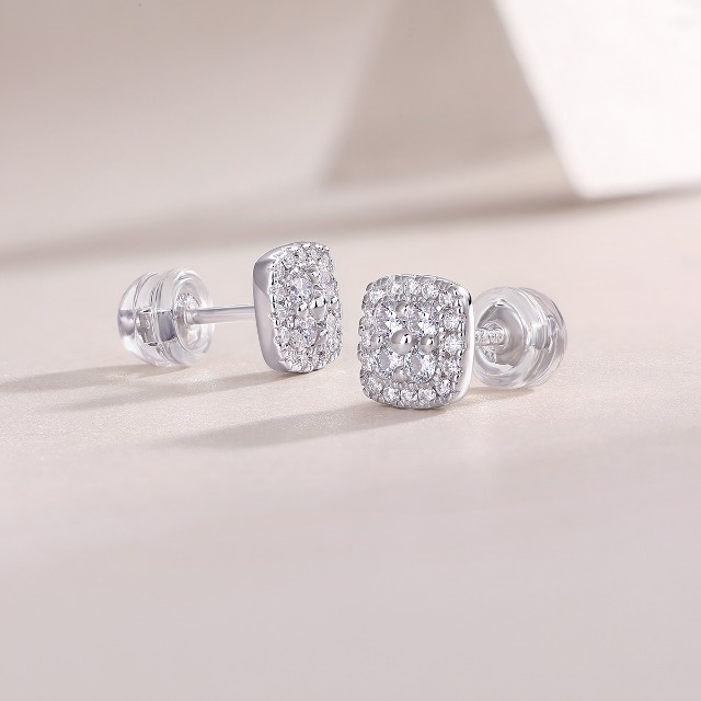 Selene Moissanite Earrings